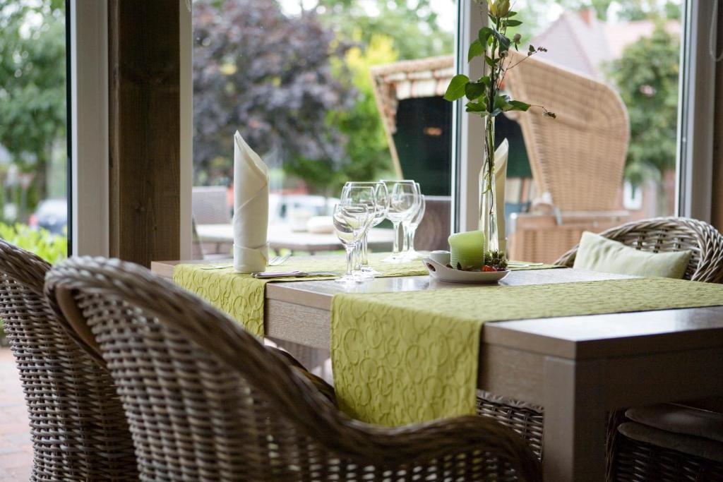 Paulsen'S Landhotel Und Restaurant Bohmstedt Bagian luar foto